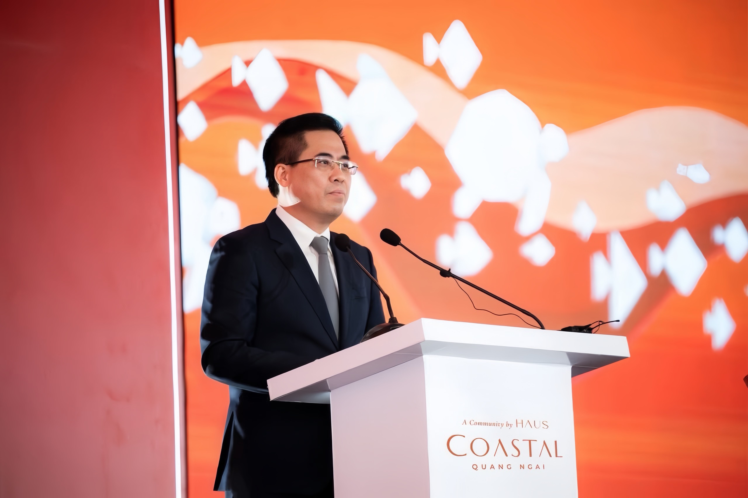 chủ tịch ubnd tỉnh nguyễn hoàng giang